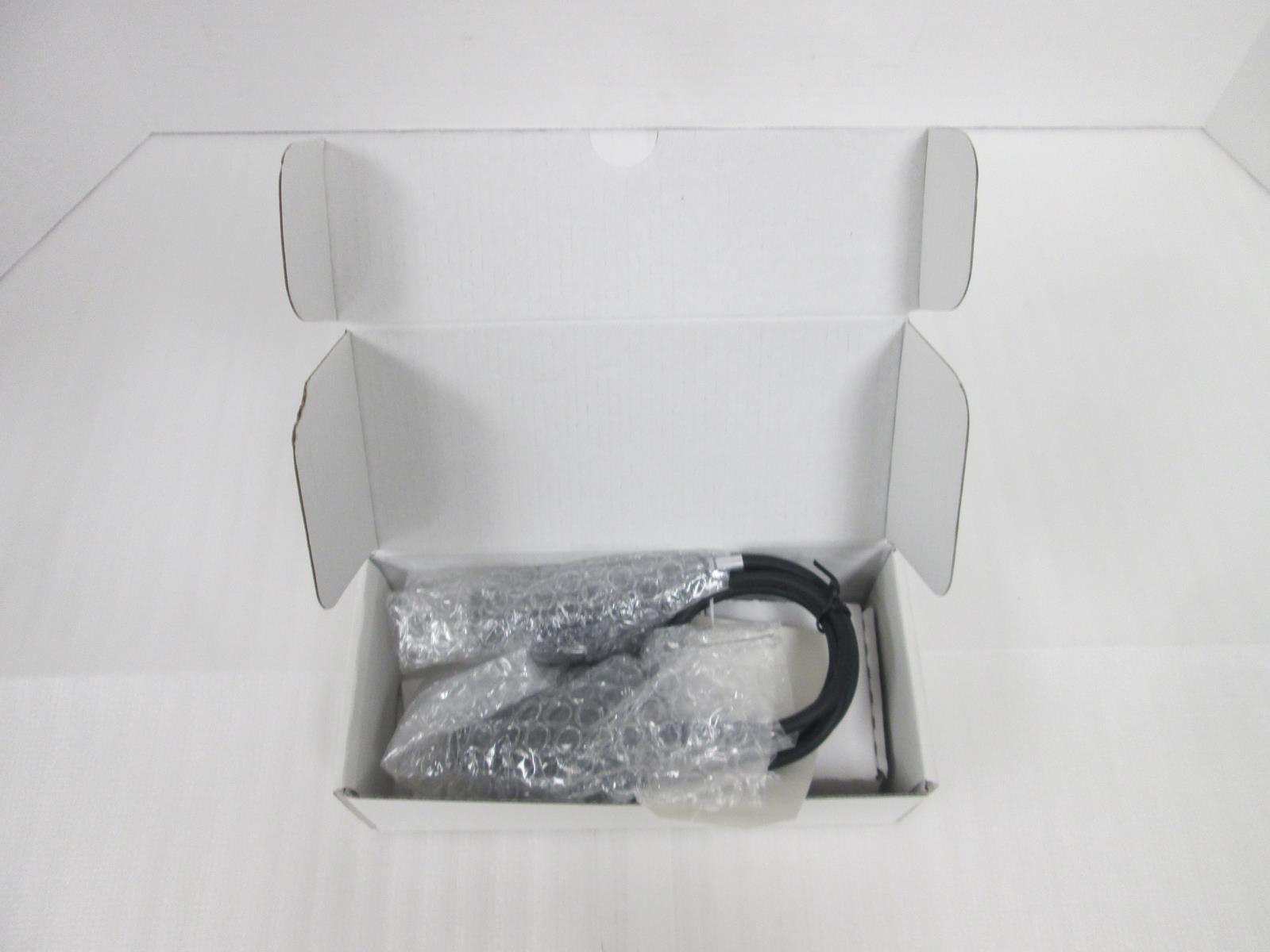 MOTOROLA RMN5072B PUBLIC SAFETY SPEAKER MICROPHONE RMN5073 RMN5074