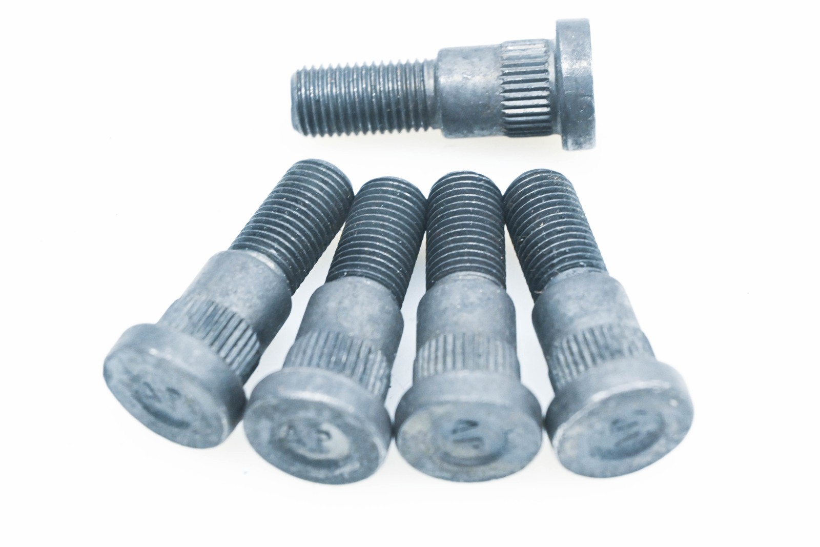 Niehoff ME004-15 Wheel Studs 1-1/2″ x 7/16″-20 Qty 5 NOS