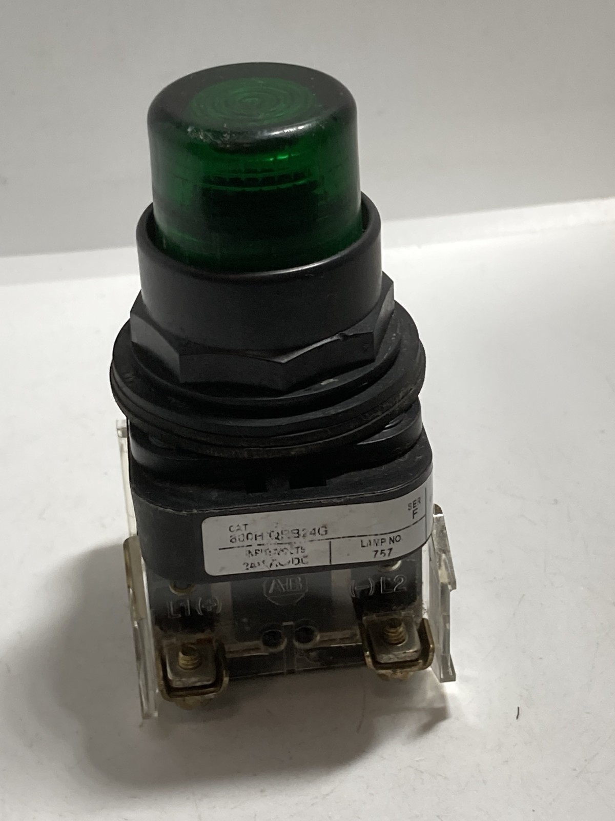 ALLEN BRALDEY 800H-QRB24G PUSHBUTTON MOMENTARY 1NO/1NC GREEN 24V SERIES F