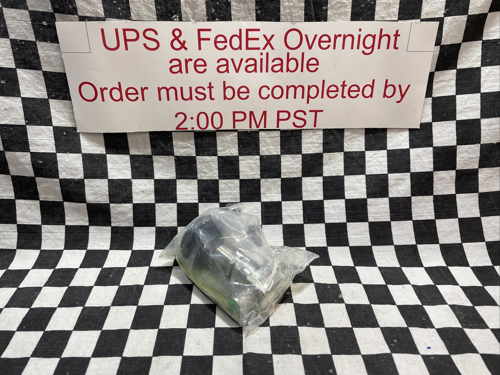 SWAGELOK Bellows Sealed Valve 1/4″ Toggle Handle, SS-4BKT, SHIPSAMEDAY#ZB39