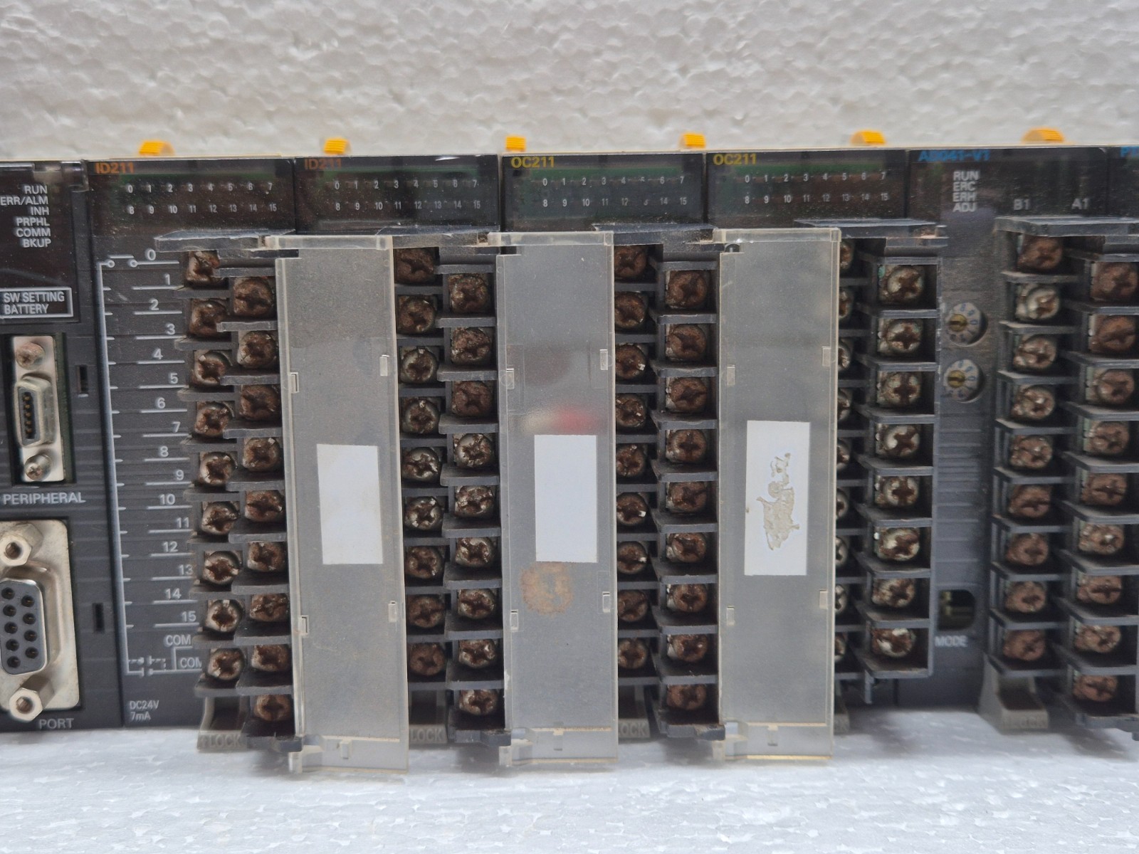OMRON CJ1W-PA205R,CJ1M-CPU11,CJ1W-ID211*2PCS,CJ1W-OC211,CJ1W-AD041-V1,CJ1W-PTS51