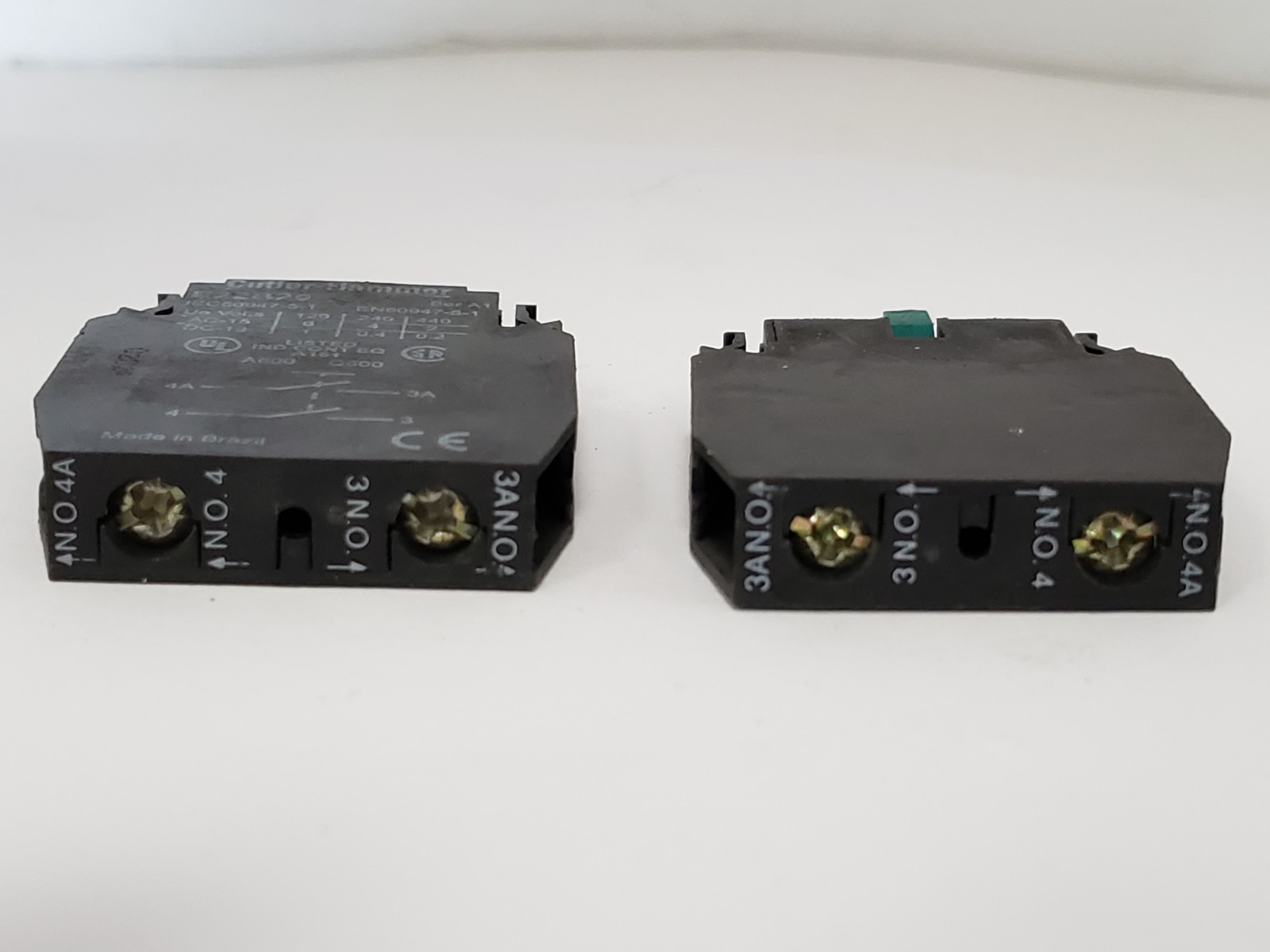 CUTLER HAMMER E22B20 CONTACT BLOCK SERIES A1 (LOT OF 2)