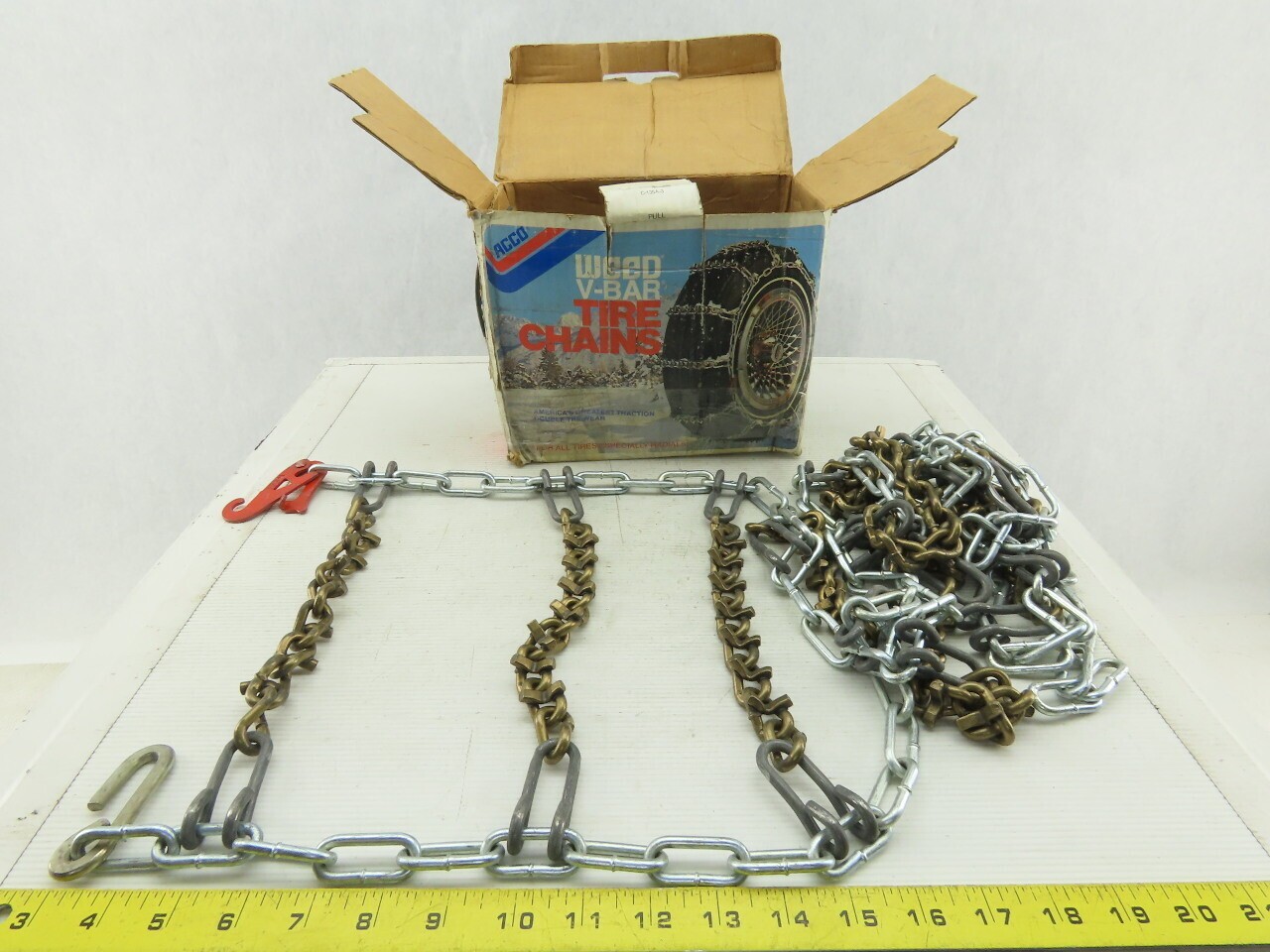 Acco Stock no. 1830 V-Bar Snow Traction Tire Chain Set 12″ x 60″ Set of 2