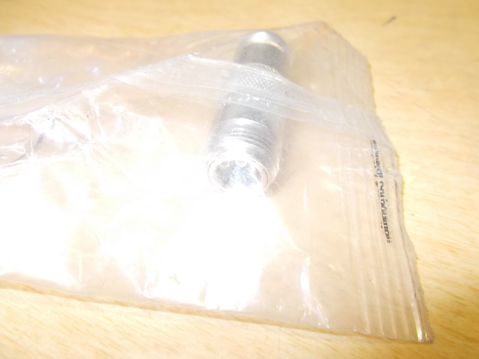 NEW Amphenol 554/00/2305 Connector 499-226B *FREE SHIPPING*
