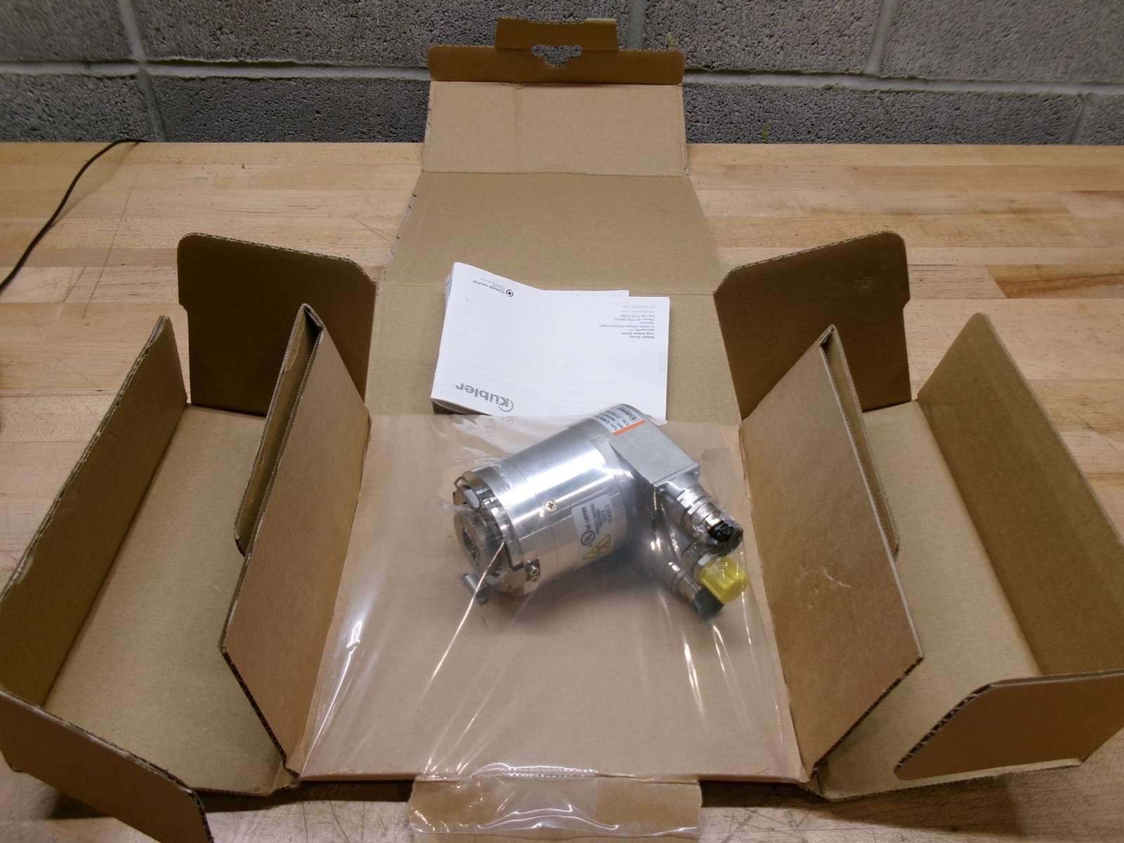 Kubler 8.5888.54C2.C212 | Stator Coupling; 12mm bore 16-bit × 12-bit