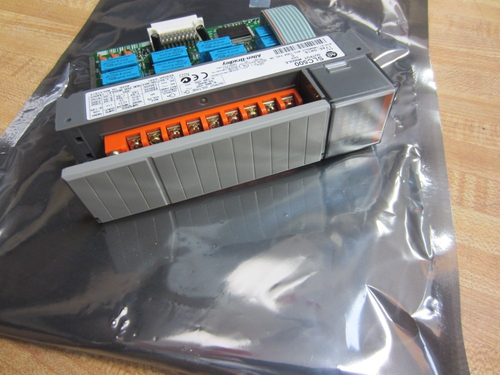 Allen Bradley 1746-OW16 Out Module 1746-0W16 Series C