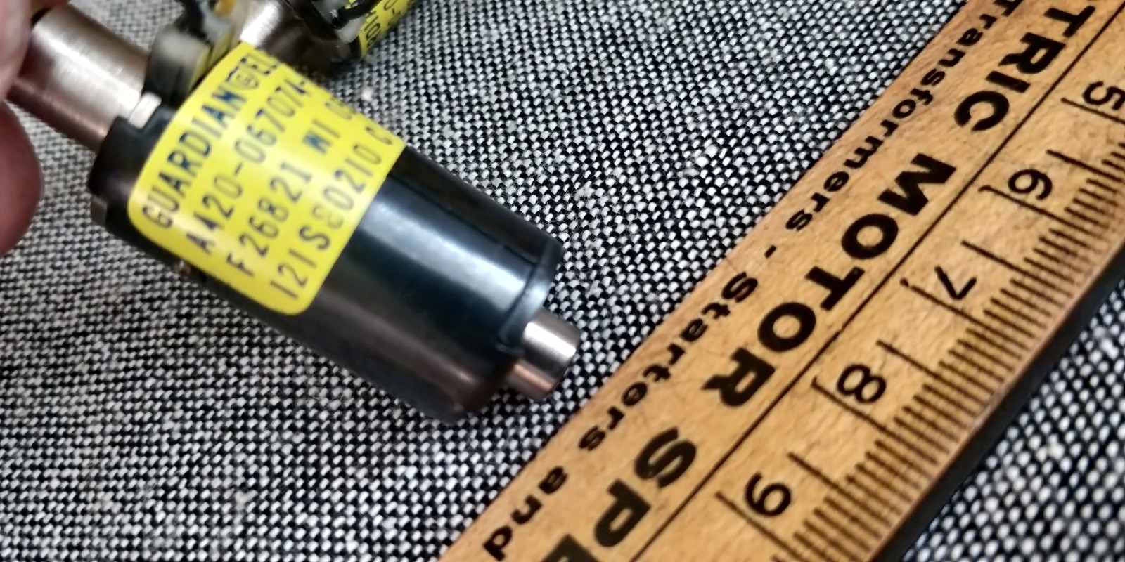 2 pieces PUSH-TYPE SOLENOID 24VDC Guardian # A420-067074-01