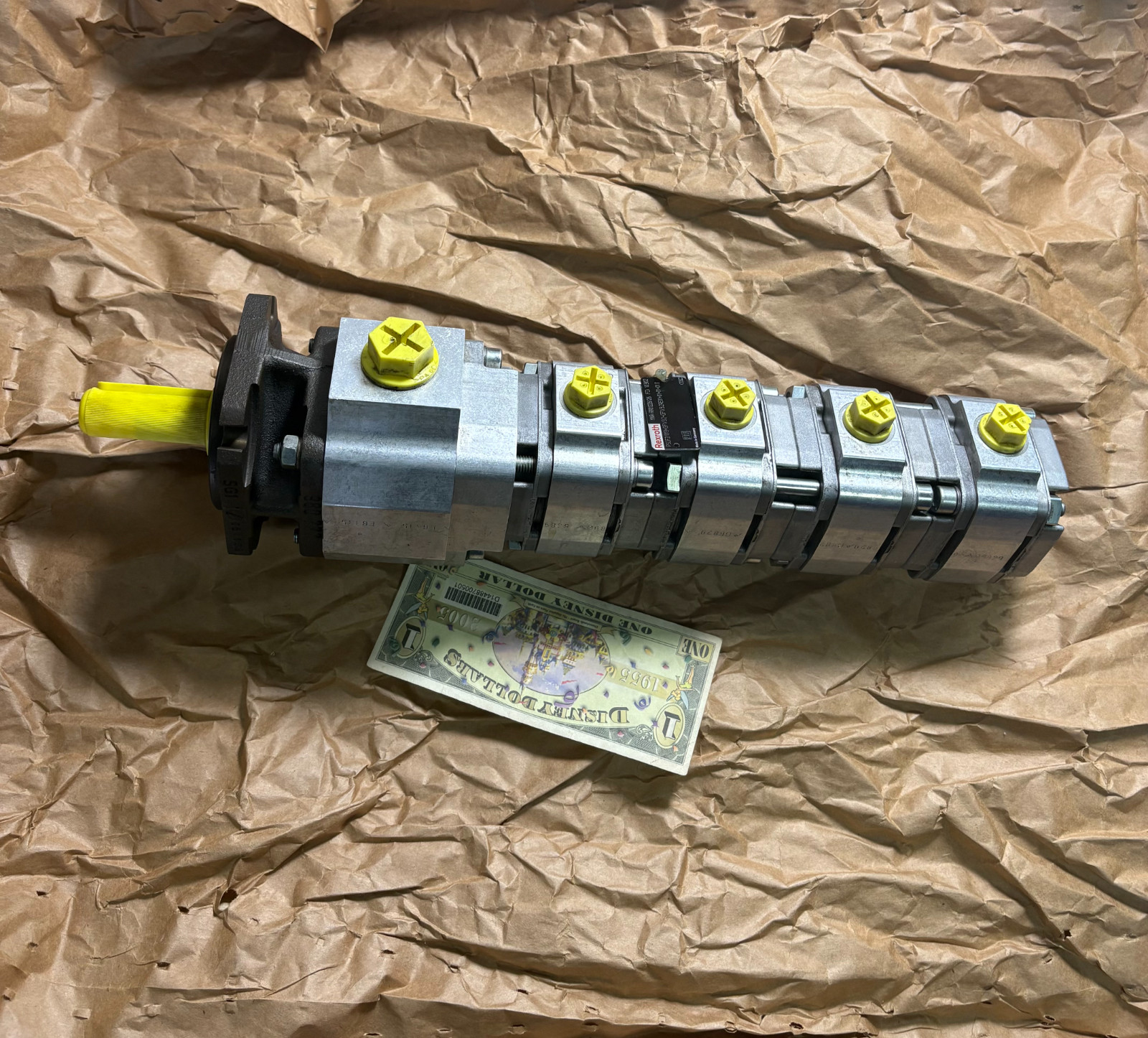 P5GF2/013+GF1/3,2+GF1/3,2RE01+01+01+01 NEW REXR0TH PUMP R901226126