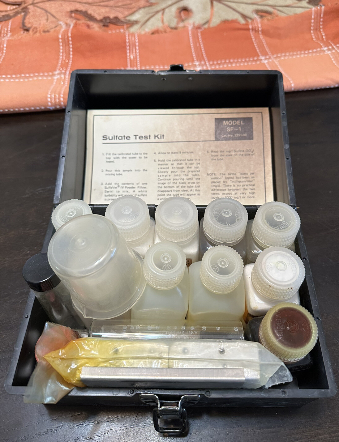 HACH SF-1 SULFATE TEST KIT Vintage