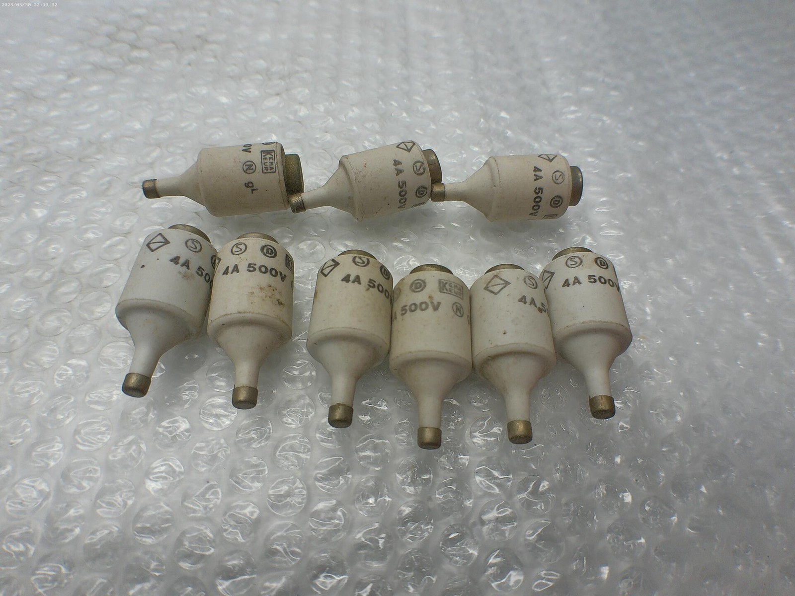 INDUSTRIAL SPARE 4A 500V FUSE LOT OF 9 NSNP