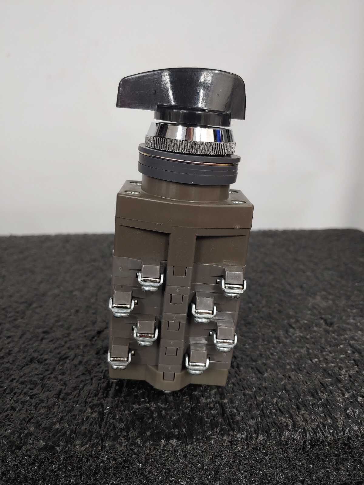 IDEC ACSNO-484-SB-C4002 CS Series Cam Switch