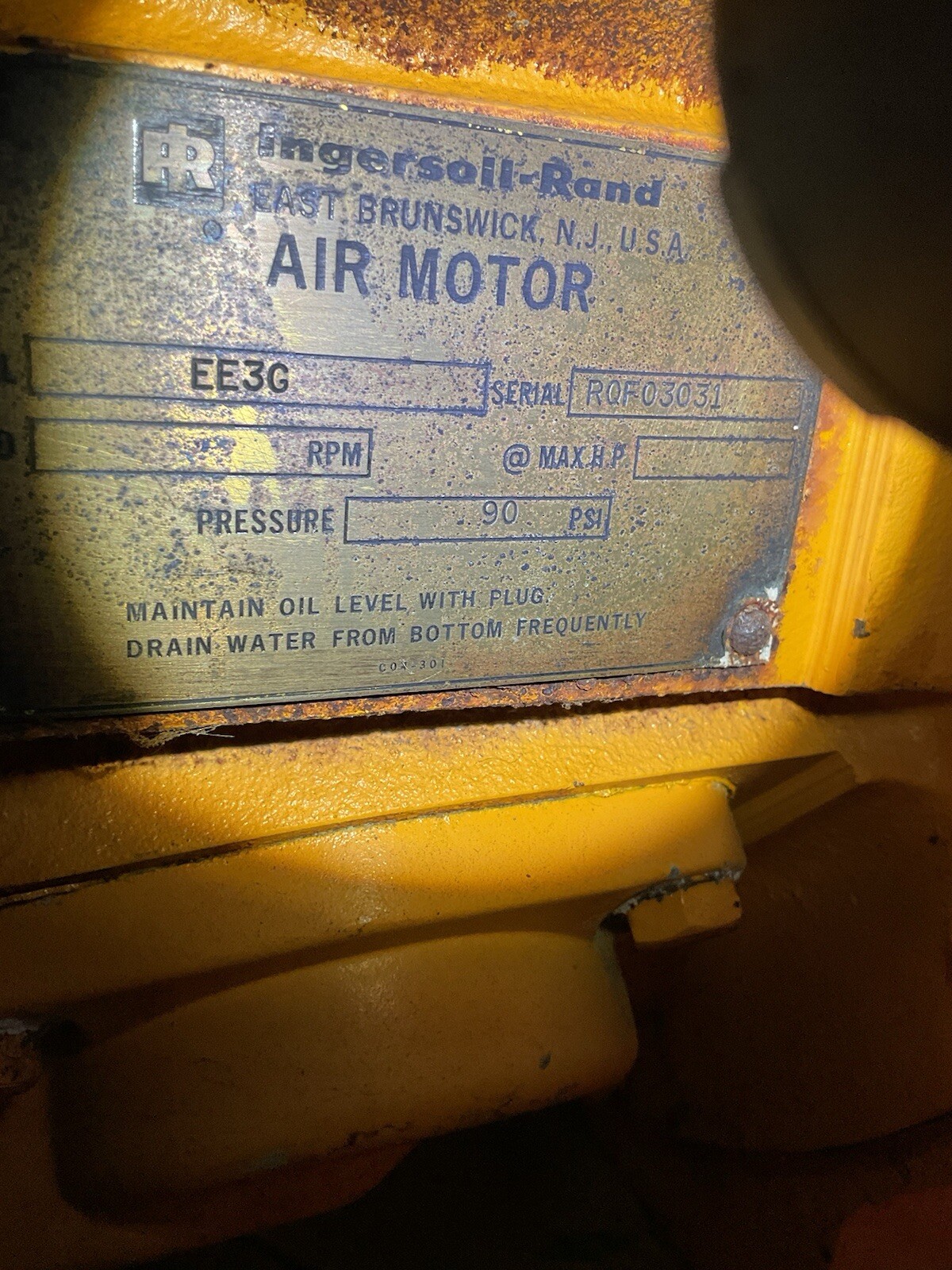 INGERSOLL-RAND 90PSI I-R EE3G Used
