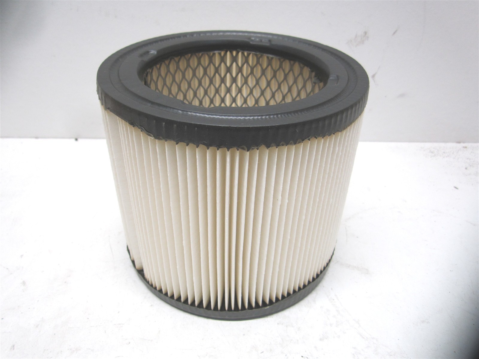 (4TB95) 5-3/4″ x 5″ OAL Wet/Dry Vacuum Paper Accessory Filter Cartridge