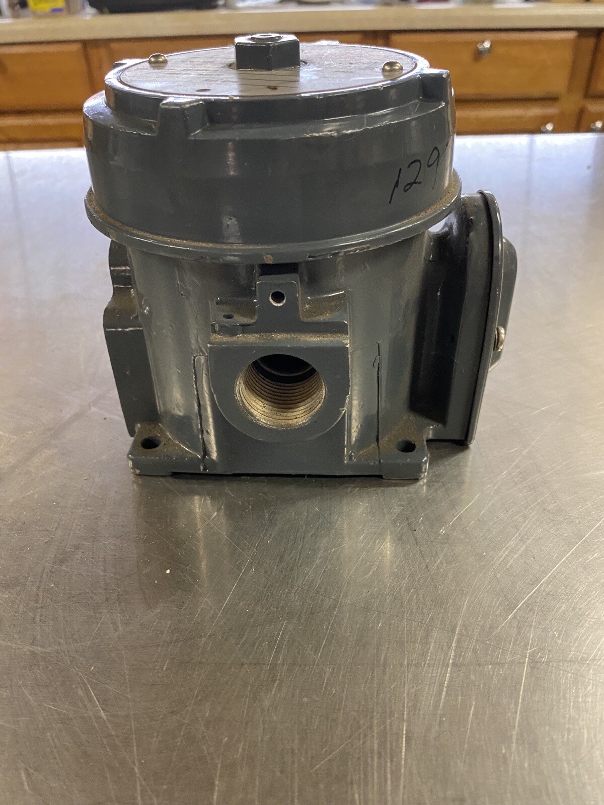 UE UNITED ELECTRIC, TEMPERATUR CONTROL, E121-3BS, 15 AMP, 480 VAC, New Old Stock