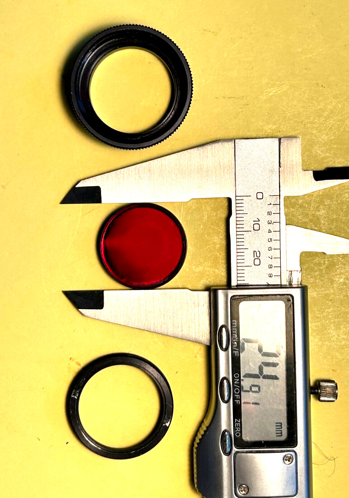 Lens Mount for 1″ diameter optics with filter