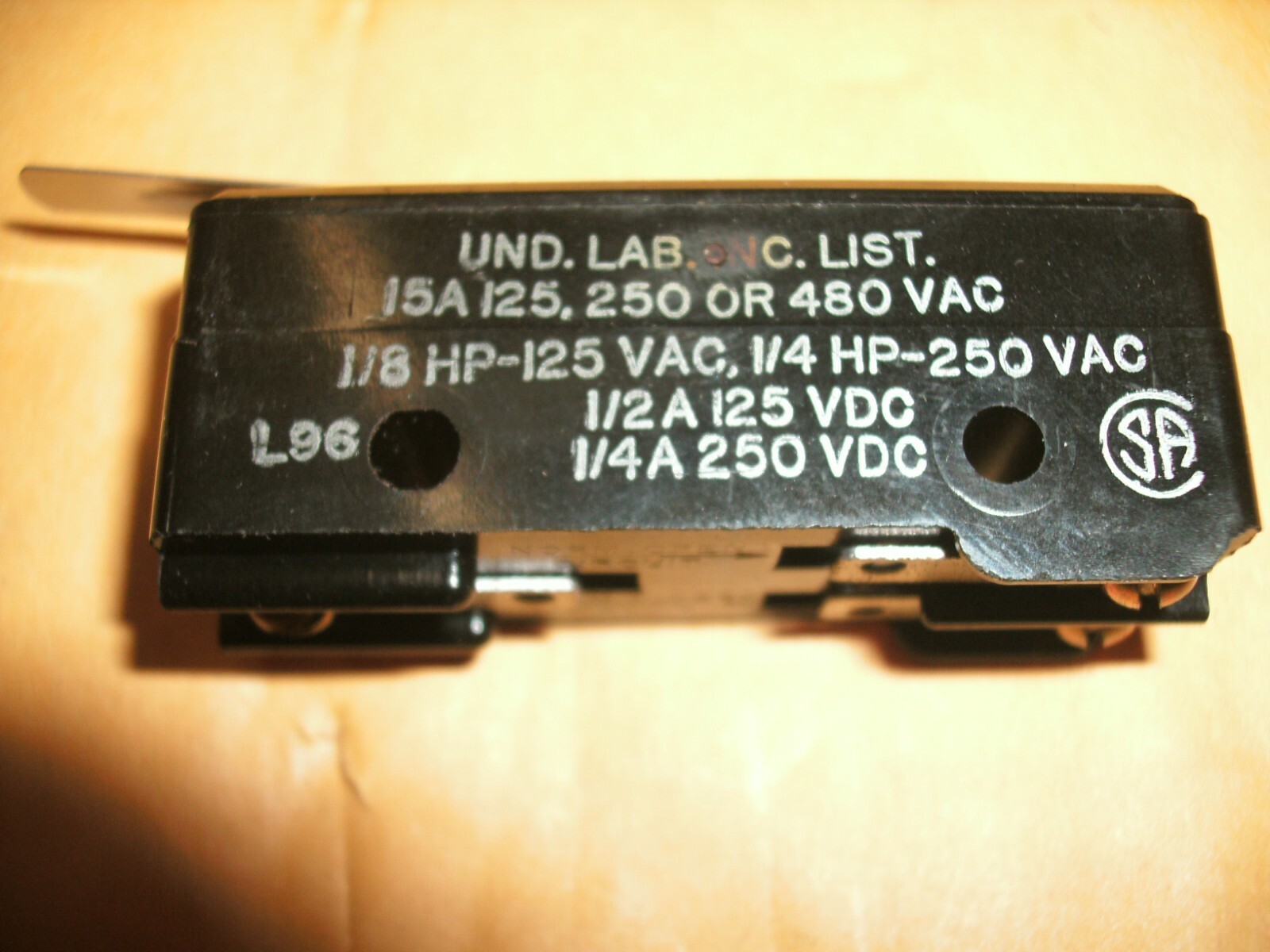 LOT OF 9 – HONEYWELL MICRO SWITCH BZ-2RL BZ2RL