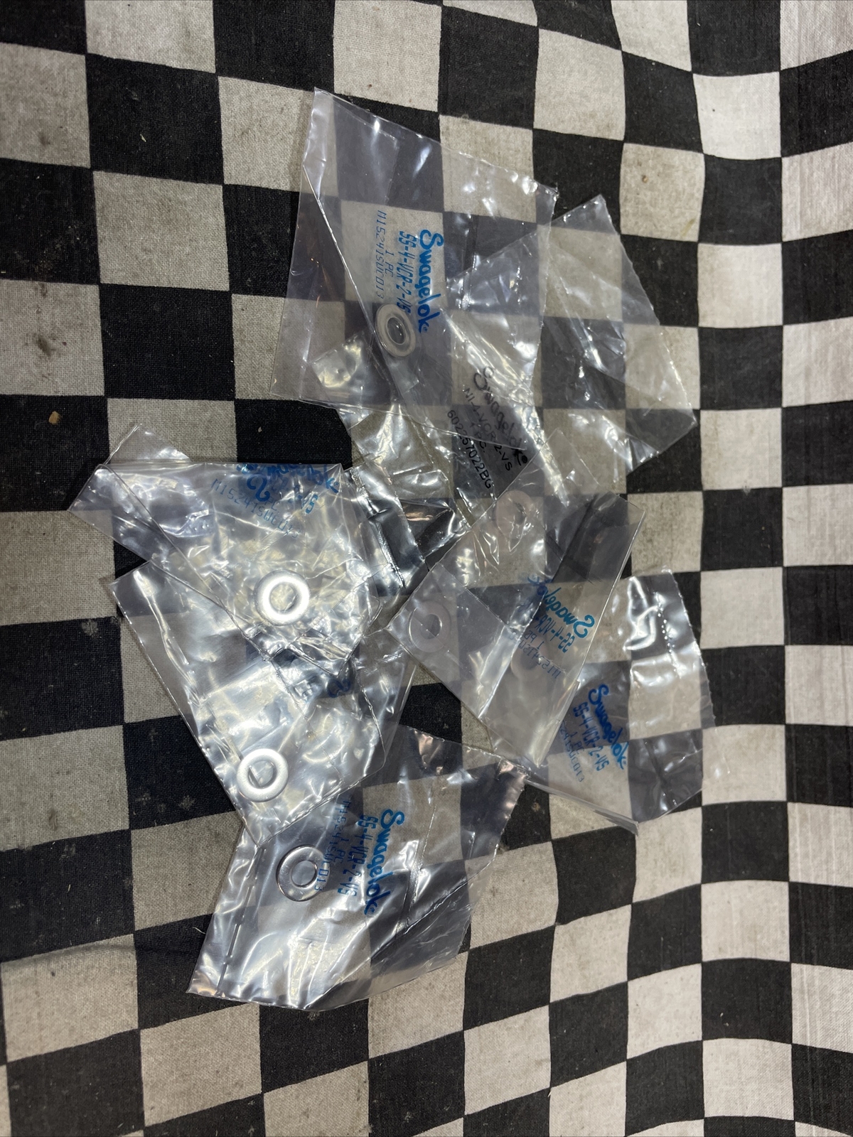 SWAGELOK SS-4-VCR-2-VS, SS4VCR2VS, Unplated Nonretained Gasket 1/4″ LOT OF 7#M43