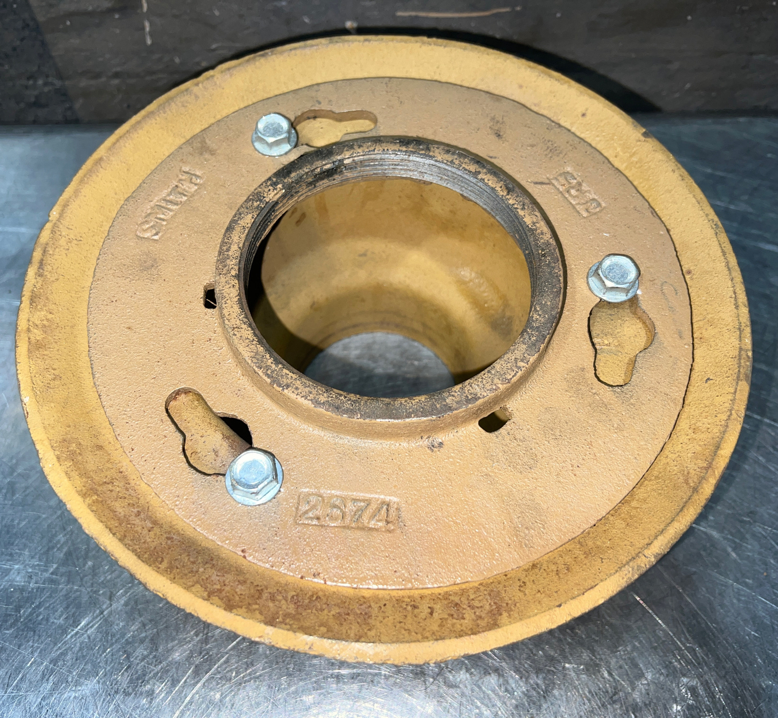 JAY R. SMITH MFG. CO Floor Drain Body 9213 Nos Surplus. ID 3