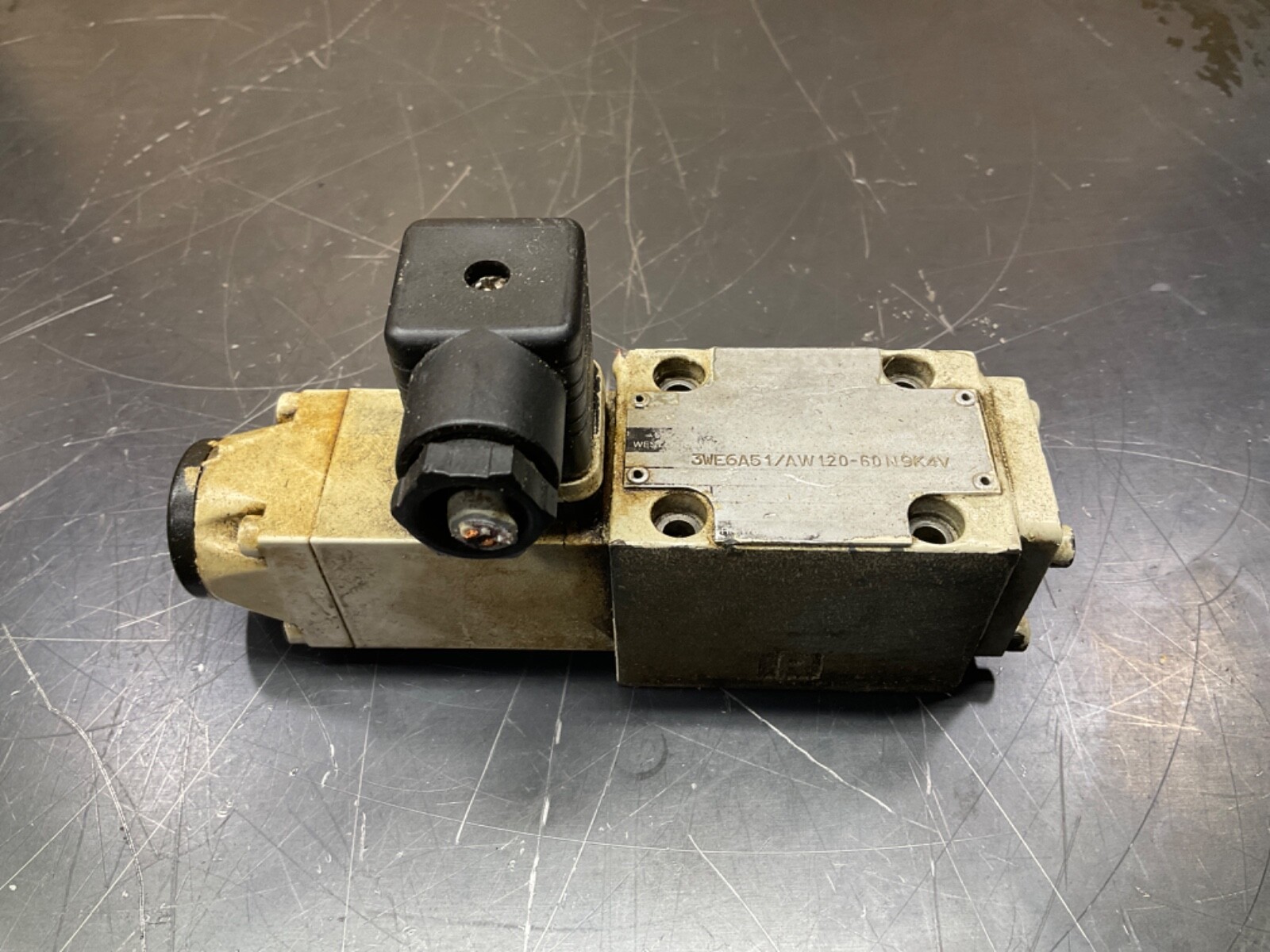 REXROTH 3WE6A51/AW120-60N9K4V HYDRAULIC VALVE #31A90PR2*IAC