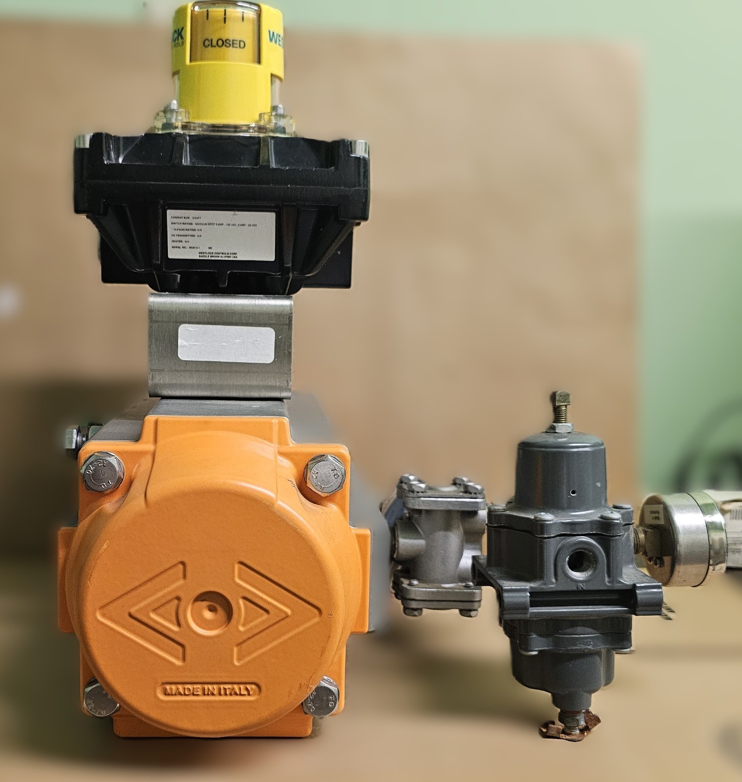 Air Torque PT400U Pneumatic Valve Actuator w/ Westlock Controls 9479NBY2B2M0600