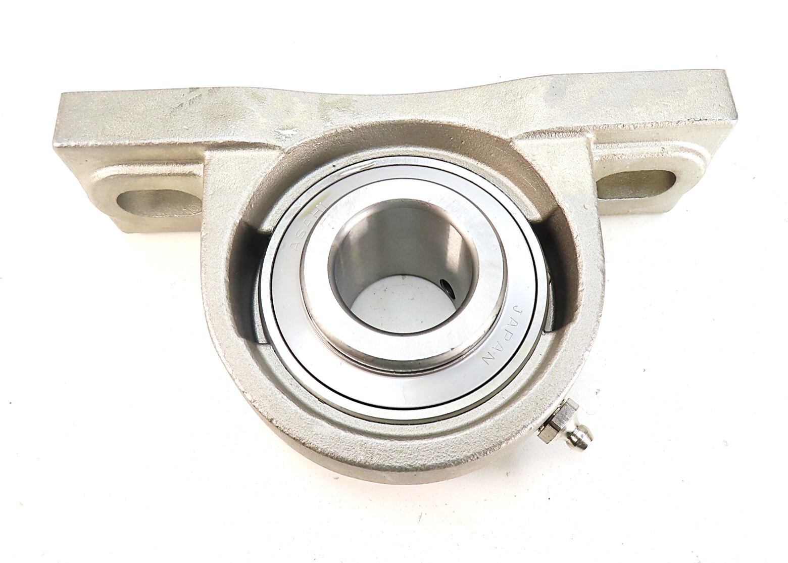 AMI Bearings MUCP207-20 2-Bolt Base 1-1/4 in Bore 304 Stainless Steel NEW IN BOX
