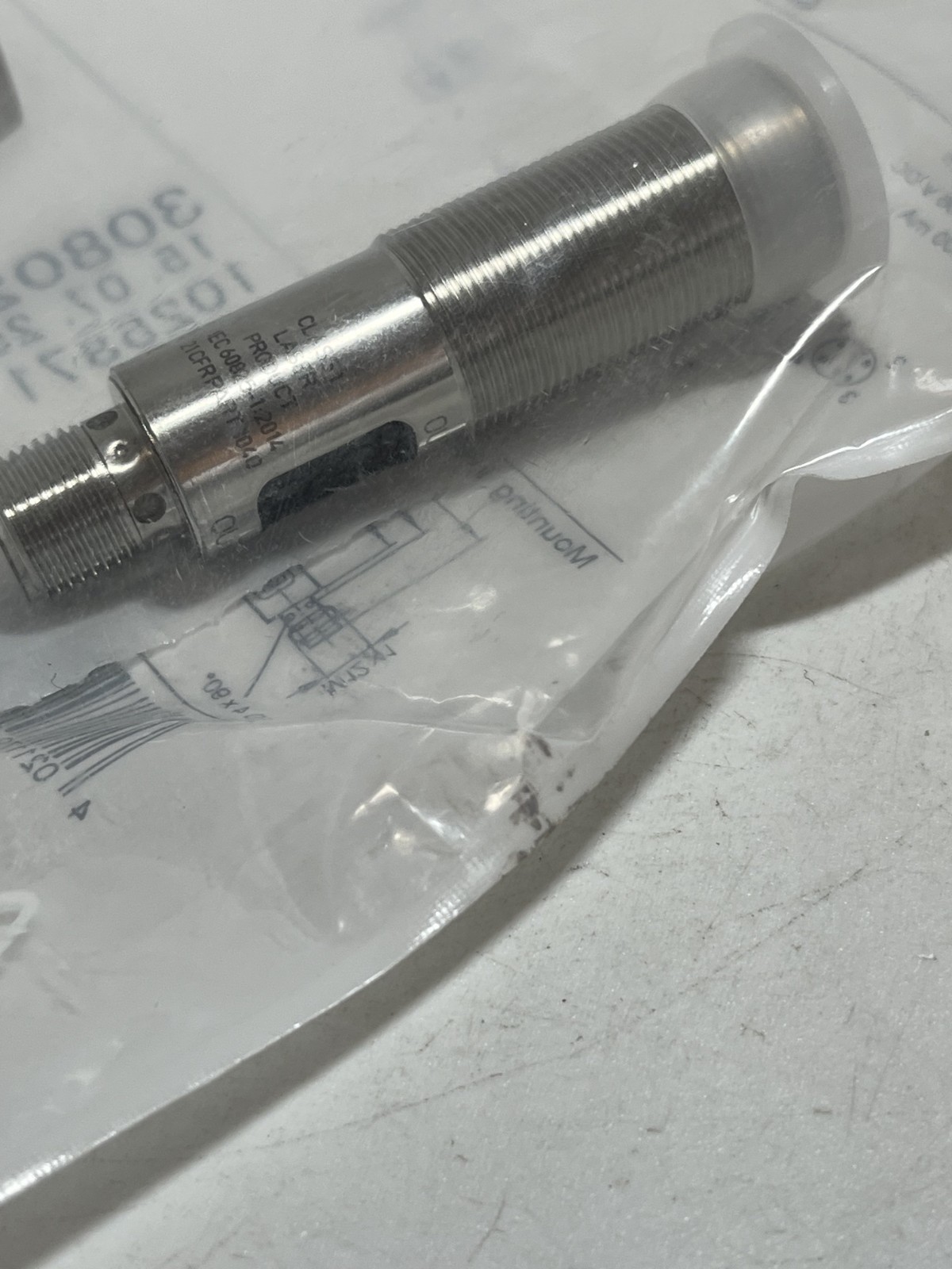 IFM OGPLFPKG/US100 RETROREFLECTIVE SENSOR (OGP700) 0.2-15M SEN 10-36VDC NIB