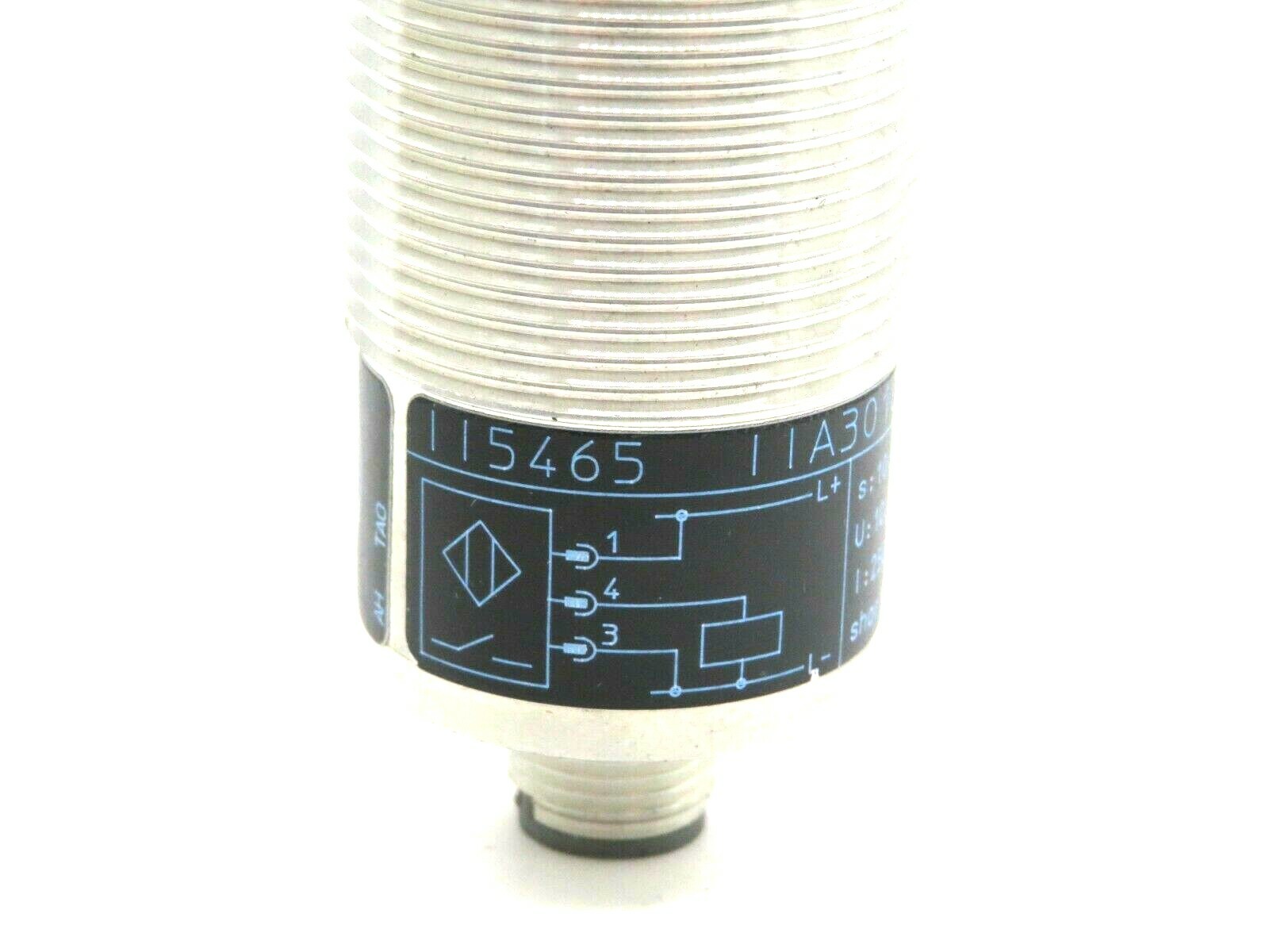 NEW EFECTOR IFM IIA3010-BPKG/US-100-DPS INDUCTIVE SENSOR IIA3010BPKGUS100DPS