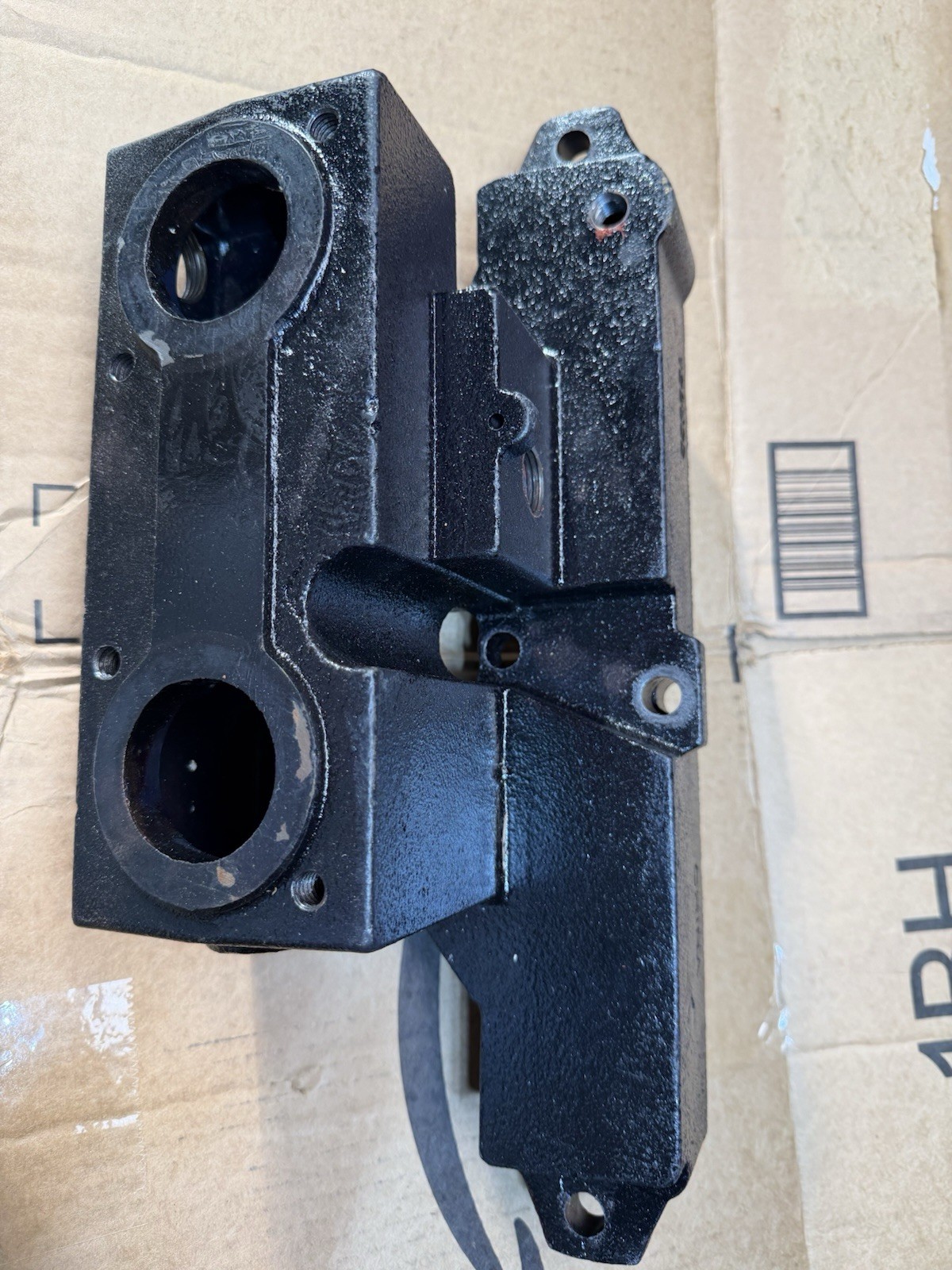 LAARS R2F4122 – F850200-0400 INLET/OUTLET HEADER