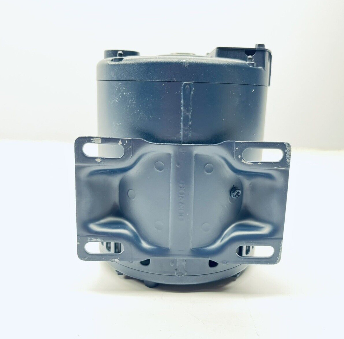 UNUSED LEESON M4S17DZ29B AC MOTOR 48Y-FR .33HP 208/200V 50/60Hz 1PH *SCRATCHED*