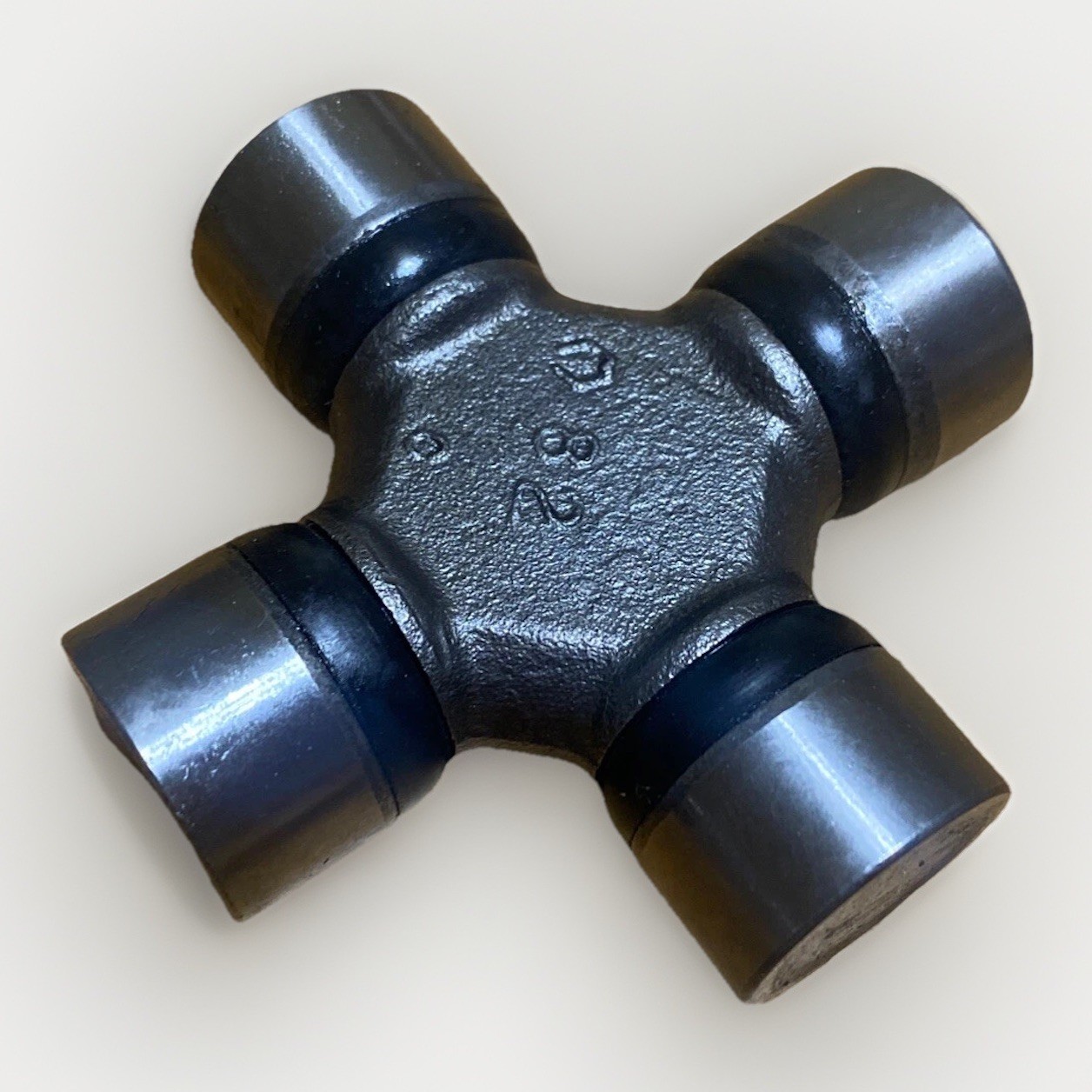 1-0153 U Joint Greaseable Universal U Joint Carquest