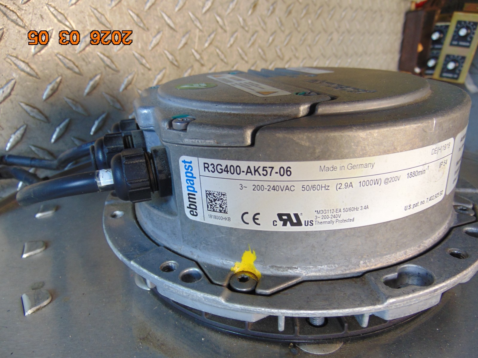 EBM PAPST R3G400-AK57-06 FAN 3-PHASE 200/240VAC (2.9A 1000W) @200V