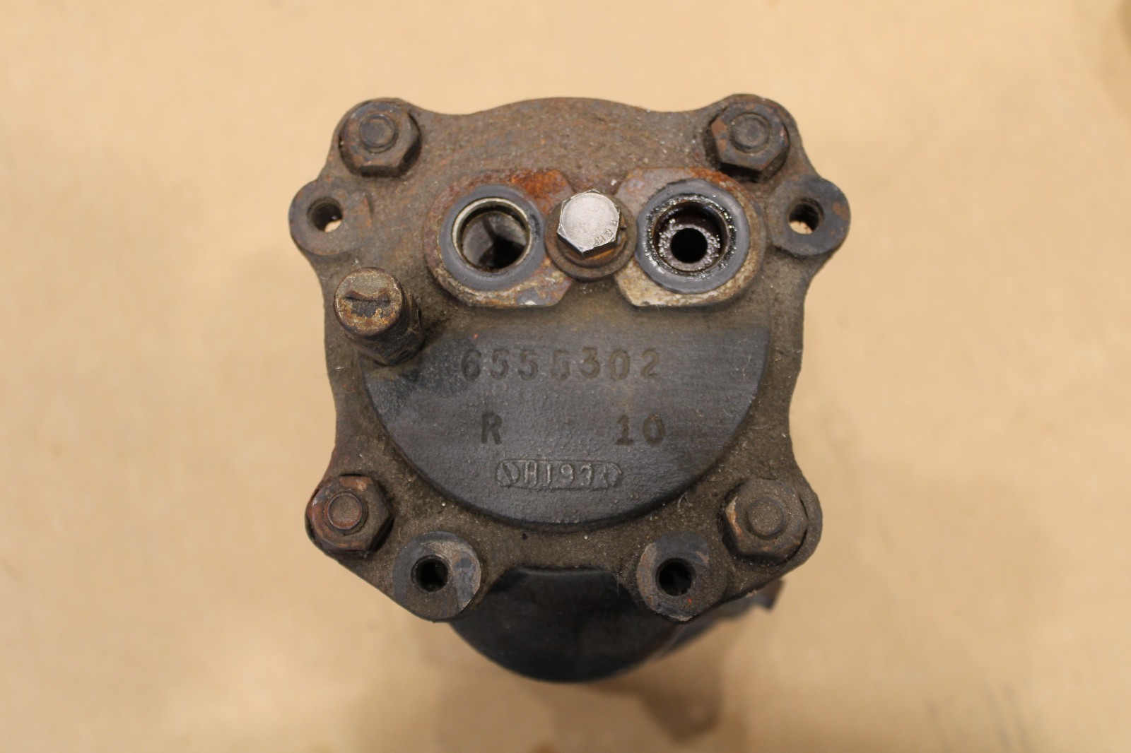 1963 1964 Corvette Original Frigidaire A/C Air Conditioning Compressor 5910490