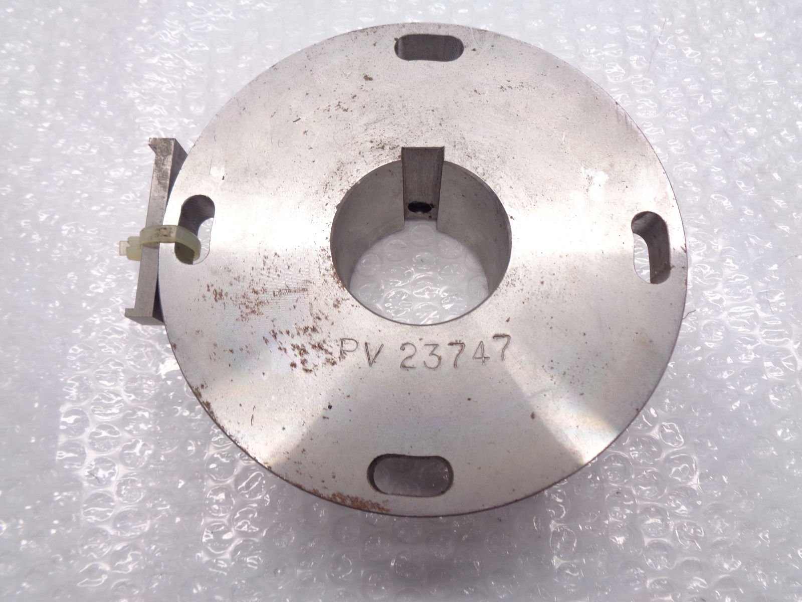 INDUSTRIAL SPARE PV23747 FLANGE (AS PICTURED) NSNP