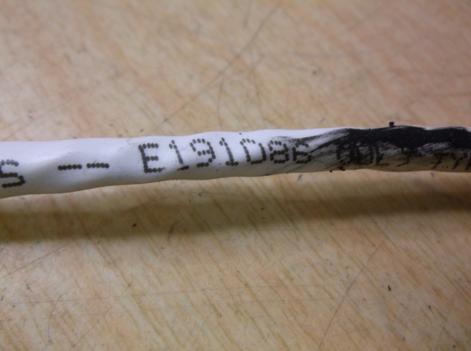 Siemon Co TIA EIA-568-B.2 Ethernet Cord Cable 040415 E191086 5E-24 AWG-STR