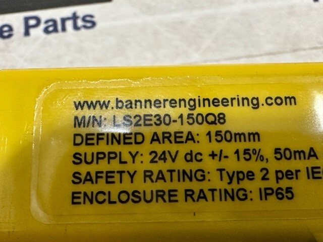 Banner Safety Light Curtain – LS2TR30-150Q8 – LS2E30-150Q8 w/Warranty