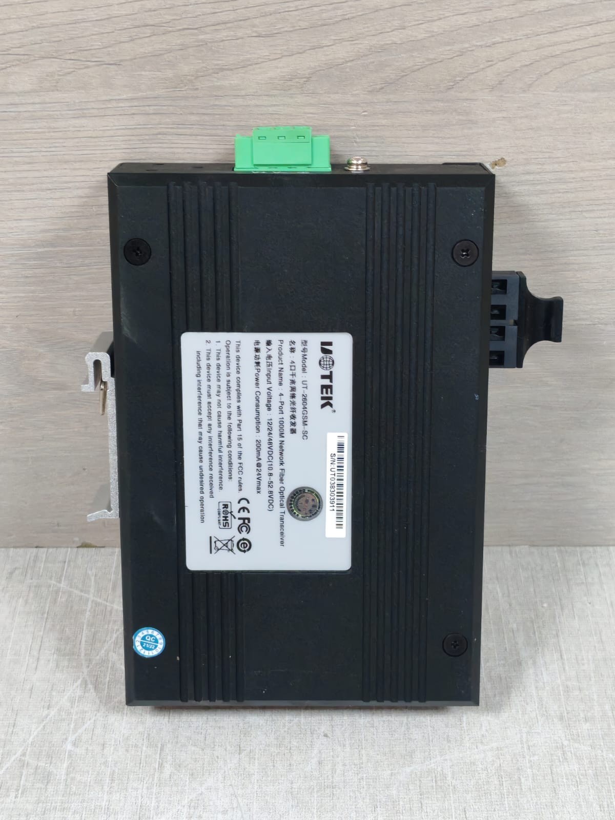 UOTEK UT-2604GSM-SC 4-Port 1000M Network Fiber Optical Transceiver