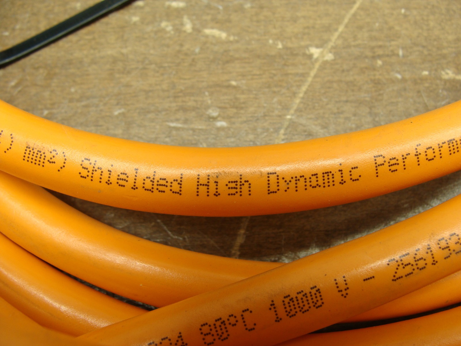 KOLLMORGEN HYBRID SERVO CABLE AKD CCJ1A2-015-006-00 HIPERFACE DSL/SFD3 240V 6A