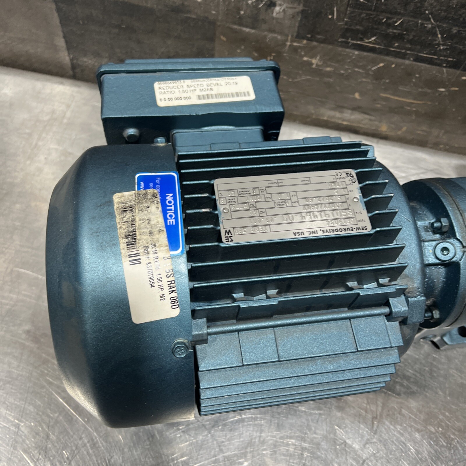 SEW-Eurodrive Motor DFT90S4 With Gear Box Nos Surplus