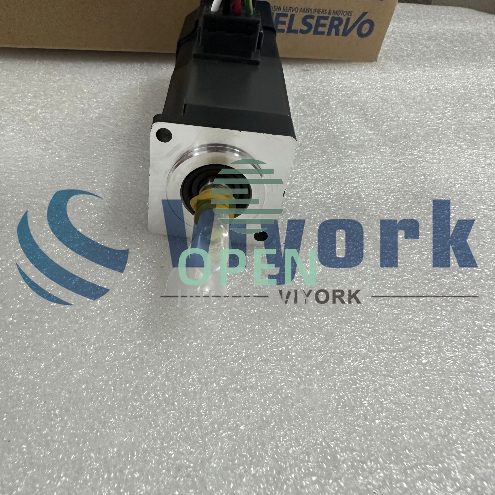 New in box 1PCS Mitsubishi HC-KFS13E1BL-S18 AC SERVO MOTOR