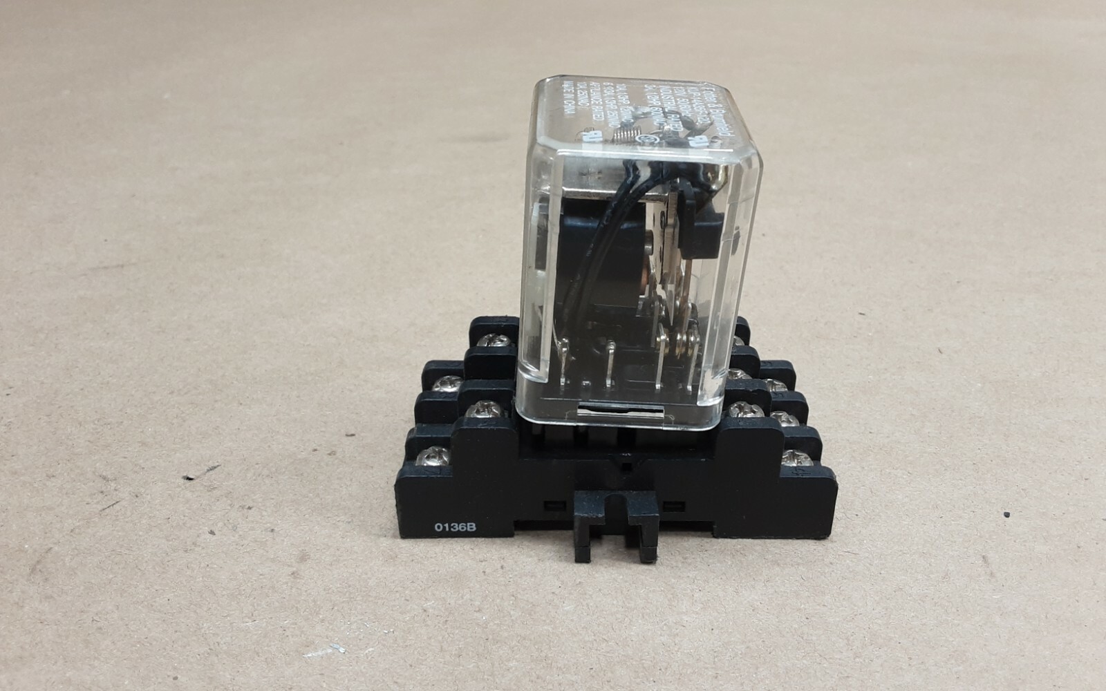 POTTER & BRUMFIELD Relay KUP-14A35F-120 YOUNG NDSQ-11A BASE SOCKET #15G97