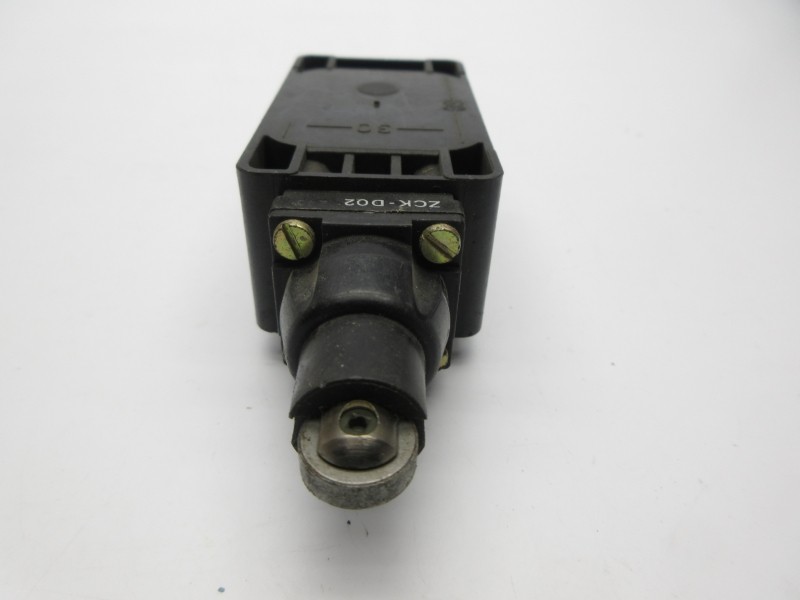 TELEMECANIQUE XCK-S 380V 4A (AS PICTURED) NSNP