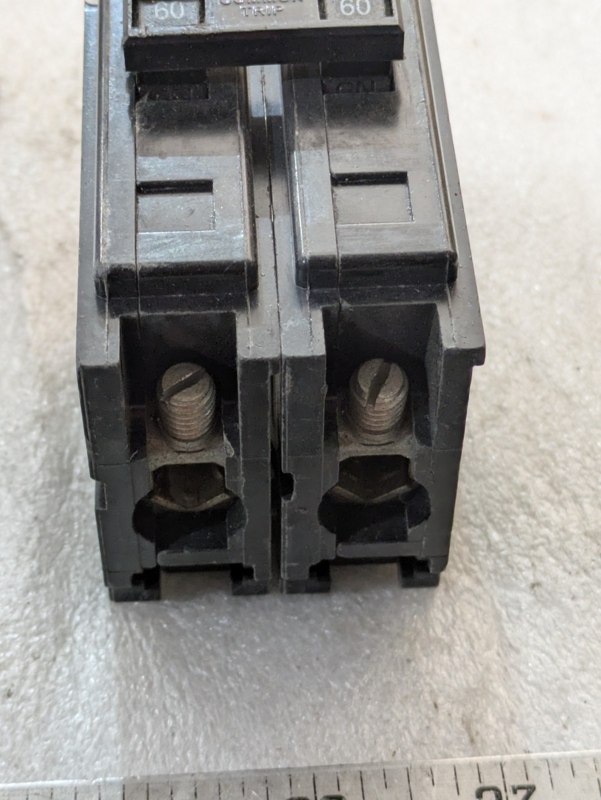 EATON QUICKLAG QBHW2060 22000AMPS 120-240V CIRCUIT BREAKER 2POLE HACR TYPE