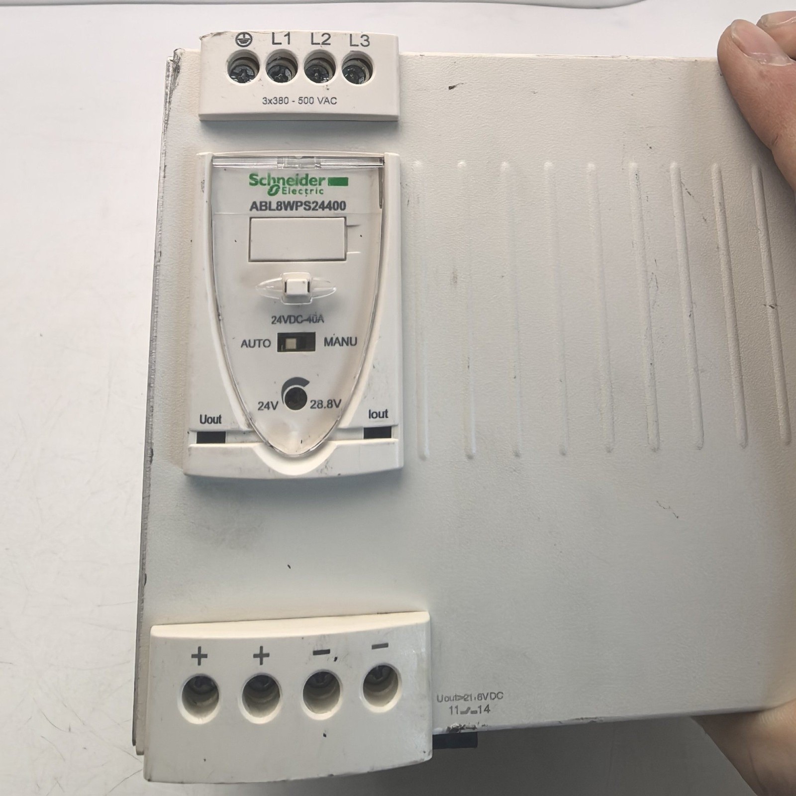 one ABL8WPS24400 Schneider Accept counteroffer