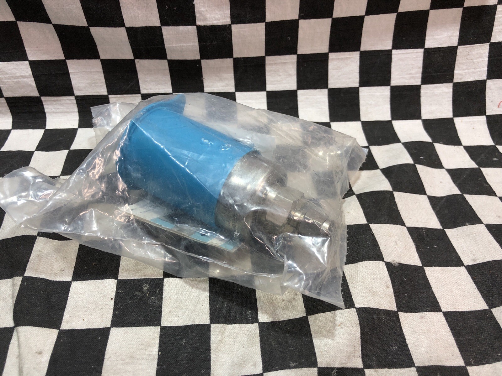 SWAGELOK Quick Connect Body 1/4″ COMP, SS-QT4-B-400, SHIPSAMEDAY#1224Q10
