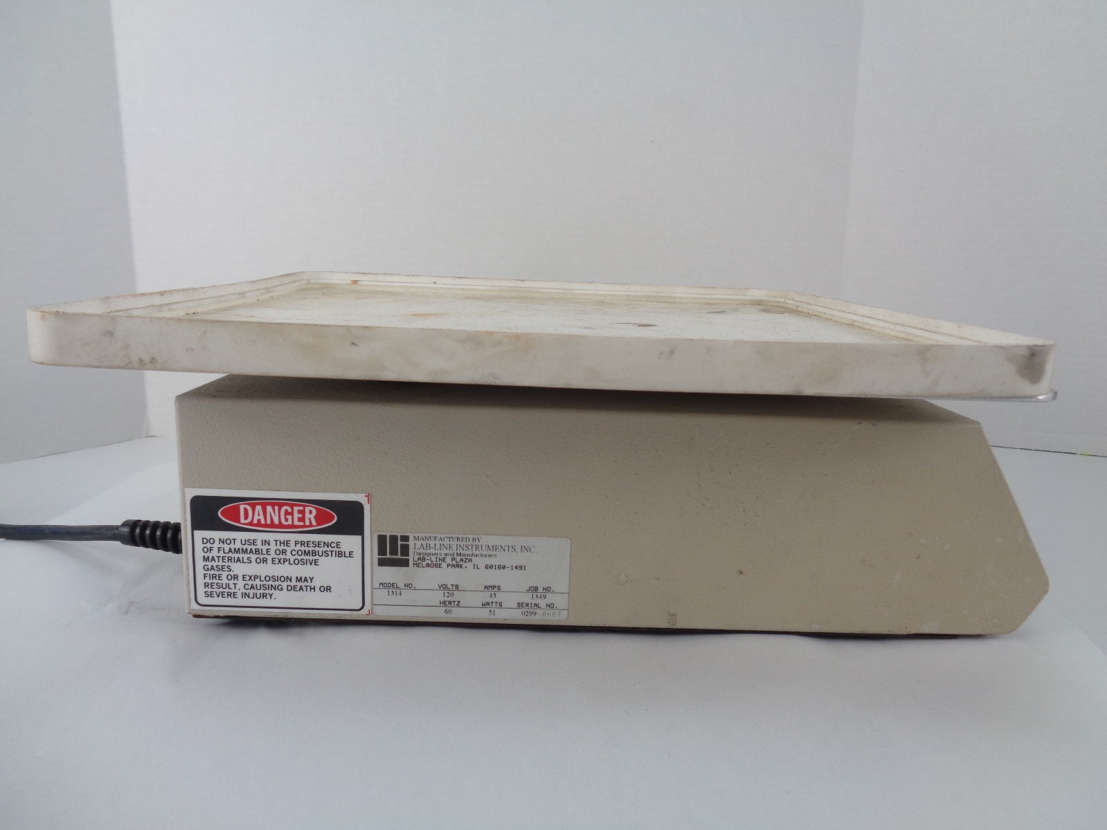 LAB-LINE INSTRUMENTS MODEL 1314 ROTATOR 120 VOLTS 43 AMPT 60 HERTZ 51 WATTS