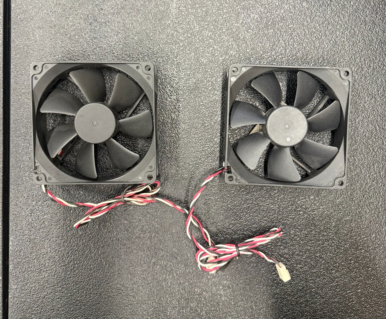 Lot of 2 / Y.S. TECH COOLING FANS – FD129225LS-N 12V 0.10A