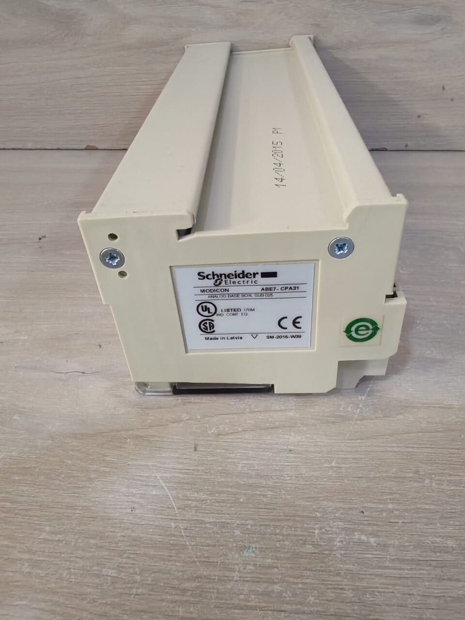 SCHNEIDER ELECTRIC MODICON ABE7-CPA31 PV:01