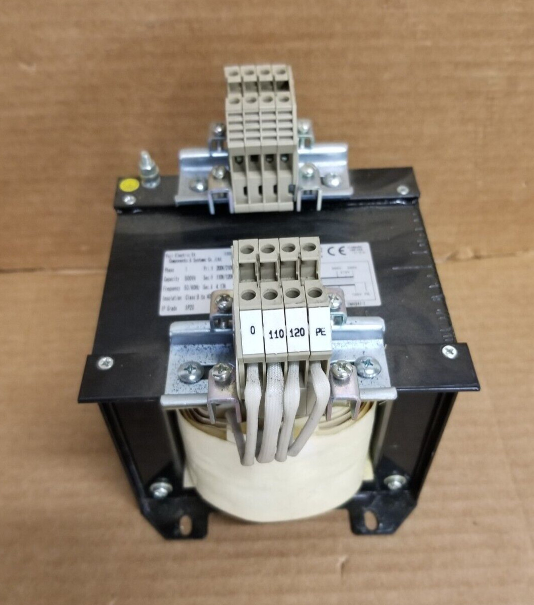 Fuji CU450-B2010U1607 Isolating Transformer 1 phase 500va 200/220v 120v