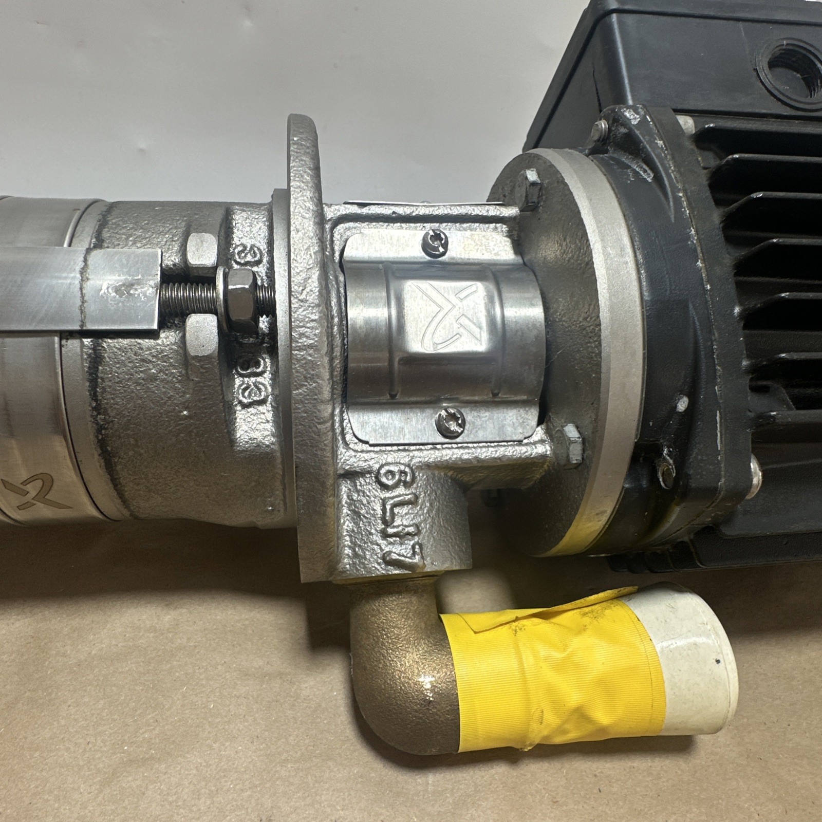 GRUNDFOS SPK4-19/12 A-W-I-AUUV 230v 1.5hp Multi Stage CNC Imersable pump 4m³/h