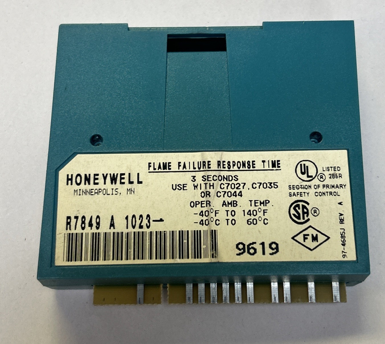 HONEYWELL,R7849A1023,ULTRAVIOLET FLAME AMPLIFIER RELAY MODULE